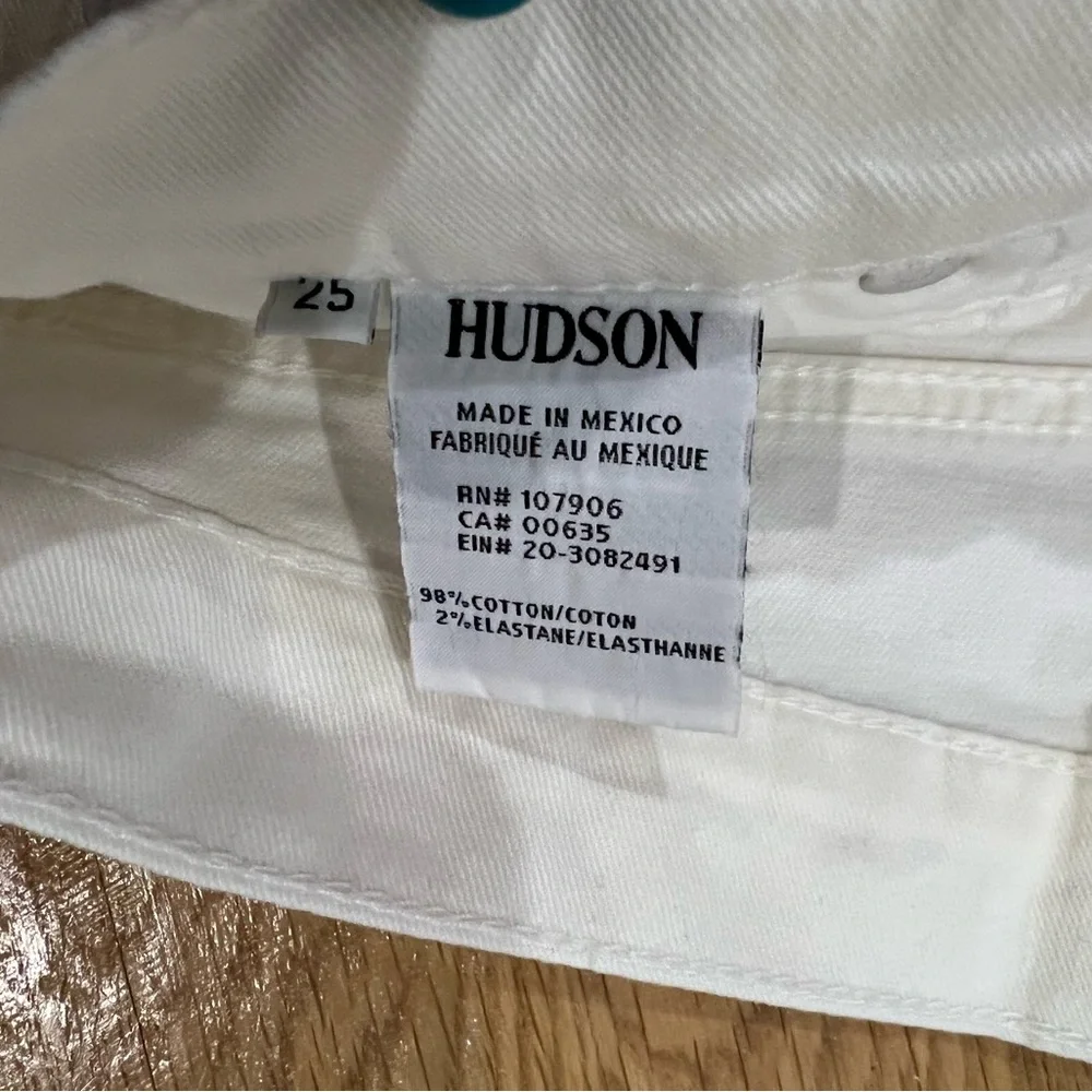 Hudson cut off jeans shorts , 25 - Picture 2 of 4